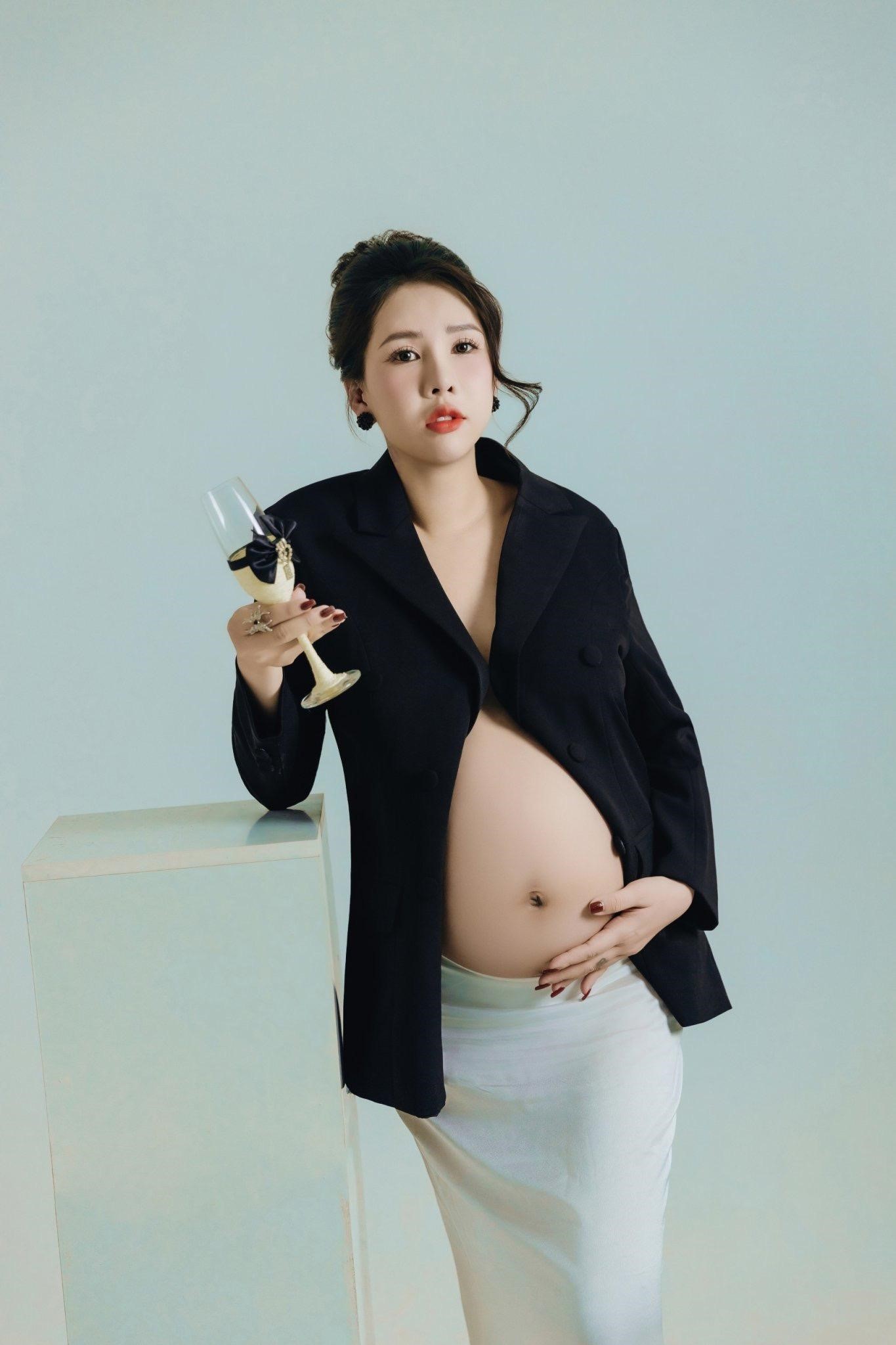 Zenny Studio (Chụp ảnh bầu Bình Dương)