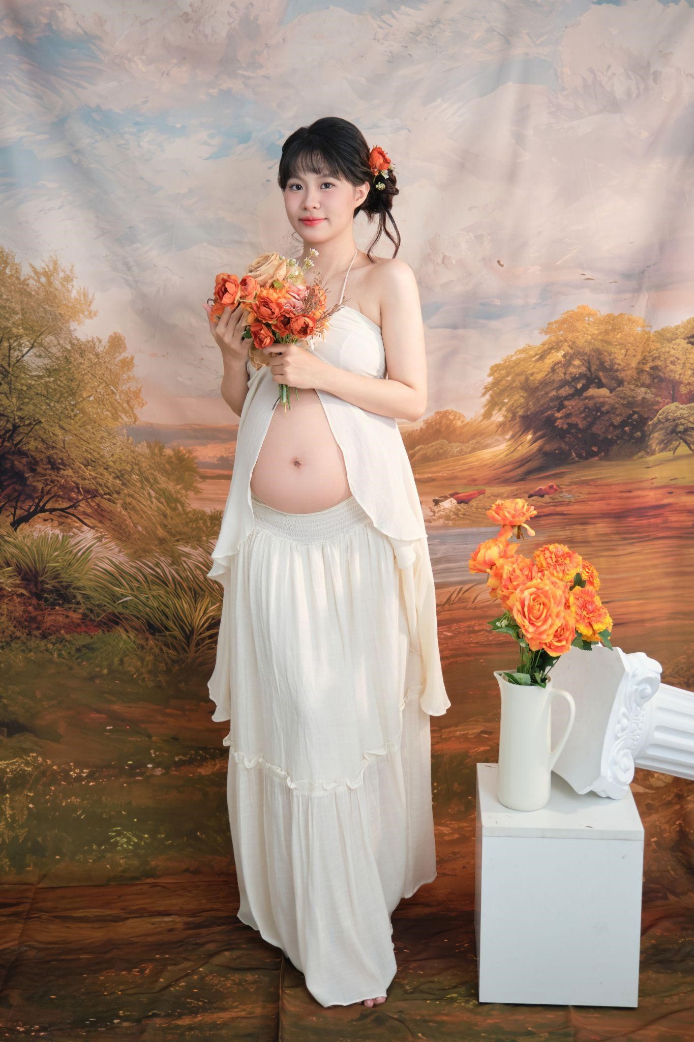 Concept "Nghệ Thuật Cánh Hoa"