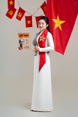 Chụp ảnh áo dài đại lễ 30/04 tại studio Bình Dương